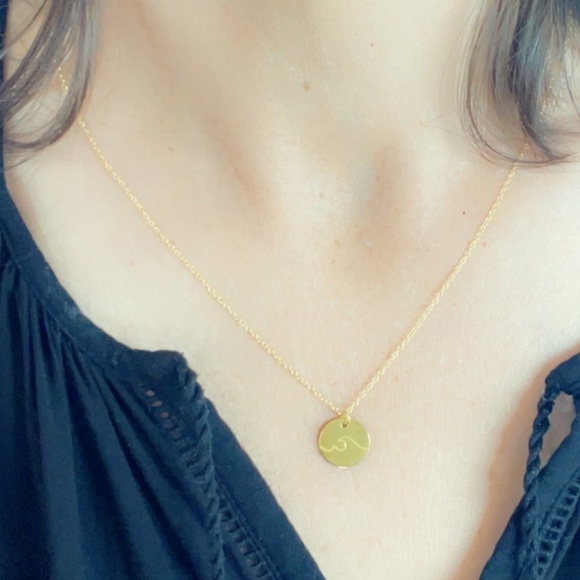 14k Gold Vermeil Coin Wave Necklace - Picture 7 of 9